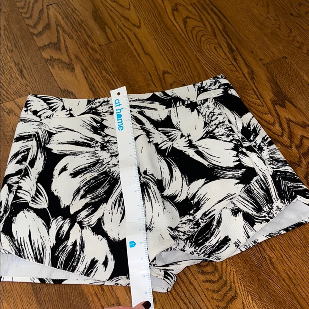 Aqua black and white envelope skort